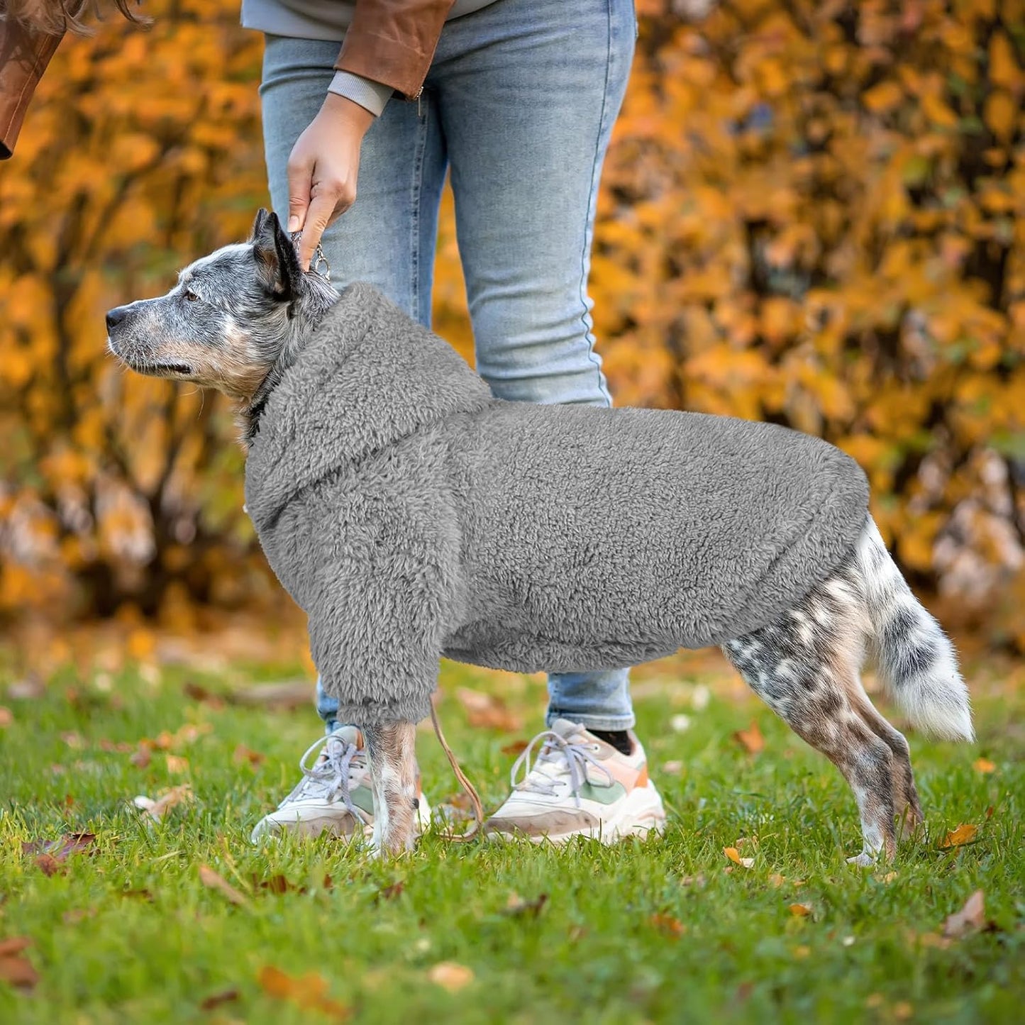 Fuzzy Dog Hoodie Dog Sweaters for Large Dogs Soft Double-Sided Plush Fleece Sweater Clothes Coats Hoodie Sherpa Hooded Sweatshirt(Grey-L)